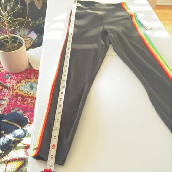 NWT Spiritual Gangster Sz M Women's Ada Black Rainbow Stripe 7/8 Leggings - Picture 8 of 9
